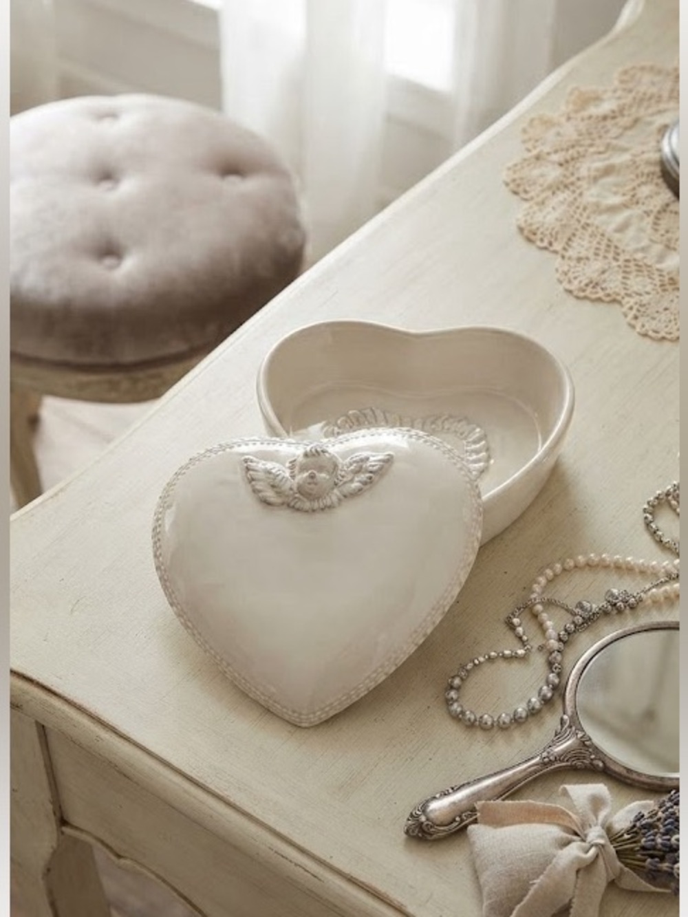 Cherubino Heart Box